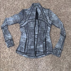 Lululemon grey and black speckled jacket